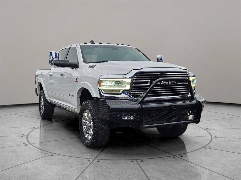 2020 RAM 2500 Laramie Crew Cab 4X4 6'4' Box