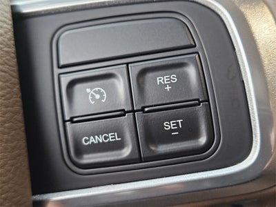 2020 RAM 2500 Laramie Crew Cab 4X4 6'4' Box