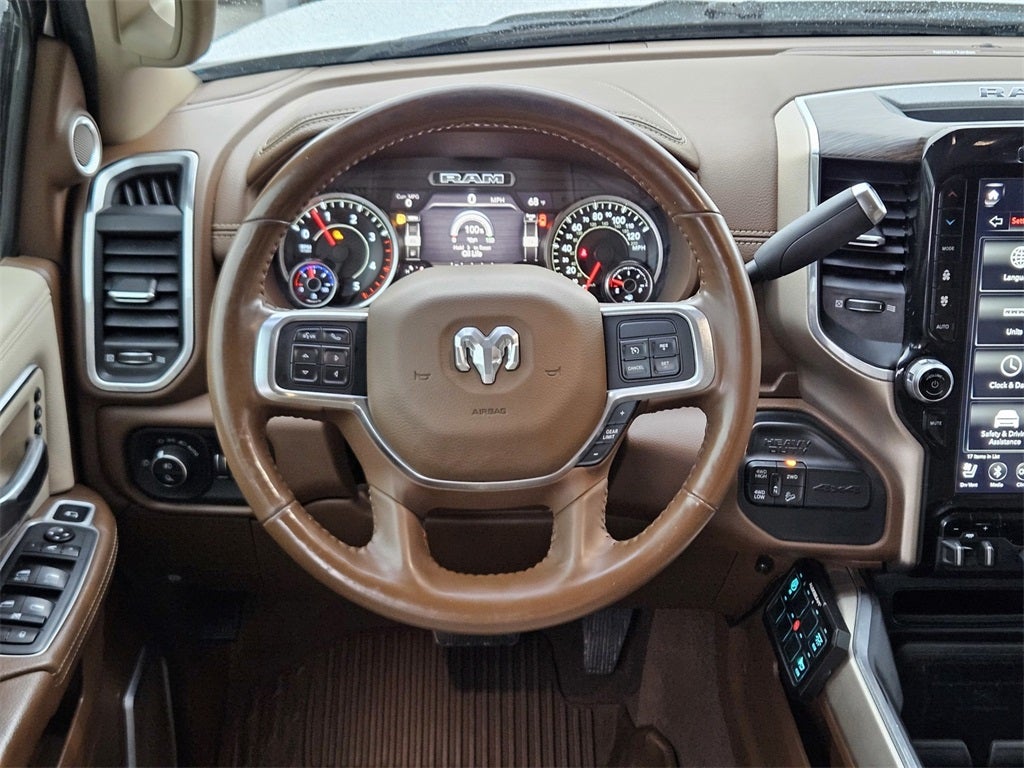 2020 RAM 2500 Laramie Crew Cab 4X4 6'4' Box