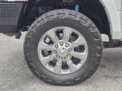 2020 RAM 2500 Laramie Crew Cab 4X4 6'4' Box