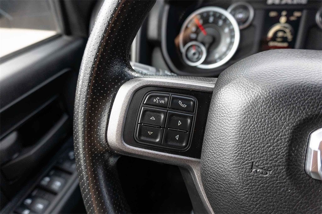 2022 RAM 3500 Tradesman Crew Cab 4x2 8' Box