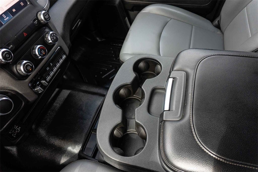 2022 RAM 3500 Tradesman Crew Cab 4x2 8' Box