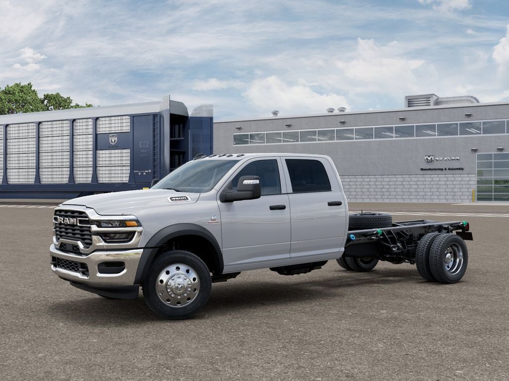 2026 RAM 4500 Chassis RAM 4500 TRADESMAN CHASSIS CREW CAB 4X4 84' CA
