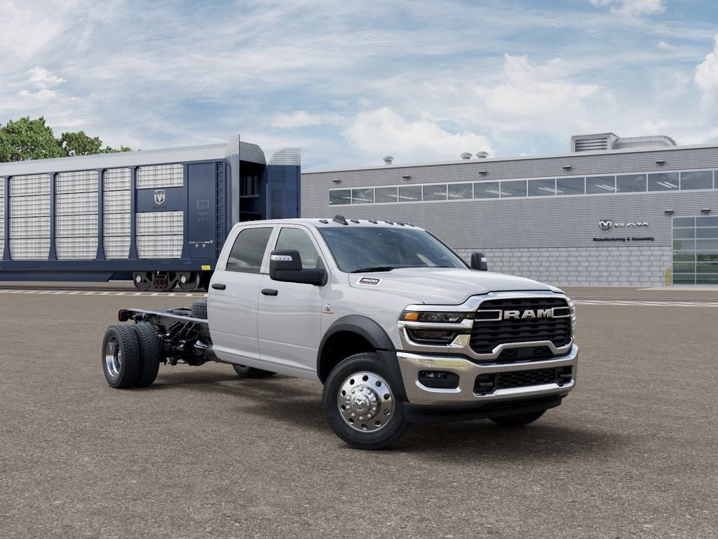 2026 RAM 4500 Chassis RAM 4500 TRADESMAN CHASSIS CREW CAB 4X4 84' CA