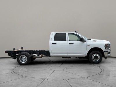 2026 RAM Ram 3500 Chassis Cab RAM 3500 TRADESMAN CREW CAB CHASSIS 4X4 60' CA