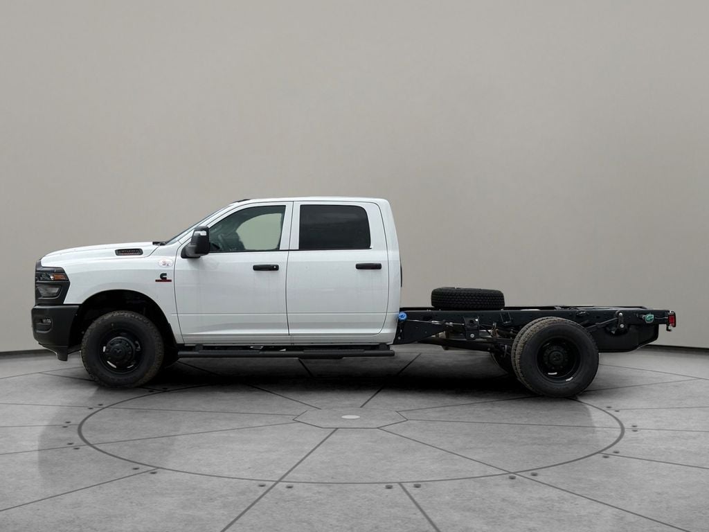 2026 RAM Ram 3500 Chassis Cab RAM 3500 TRADESMAN CREW CAB CHASSIS 4X4 60' CA