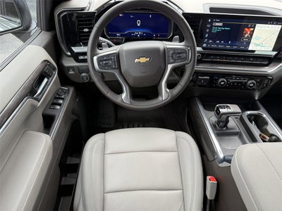 2025 Chevrolet Silverado 1500 2WD Crew Cab Short Bed LTZ