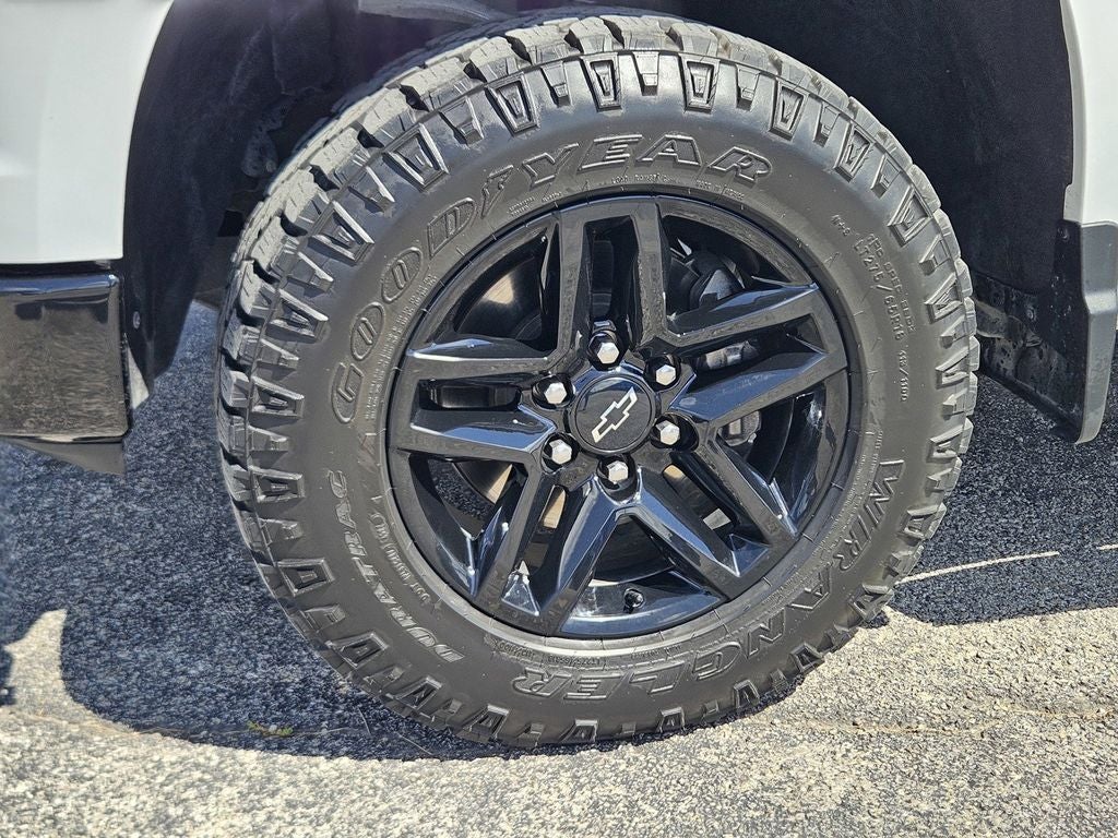 2023 Chevrolet Silverado 1500 4WD Crew Cab Short Bed LT Trail Boss