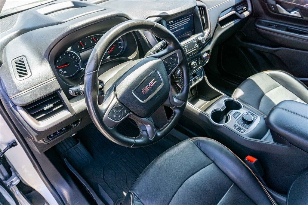 2022 GMC Terrain AWD AT4