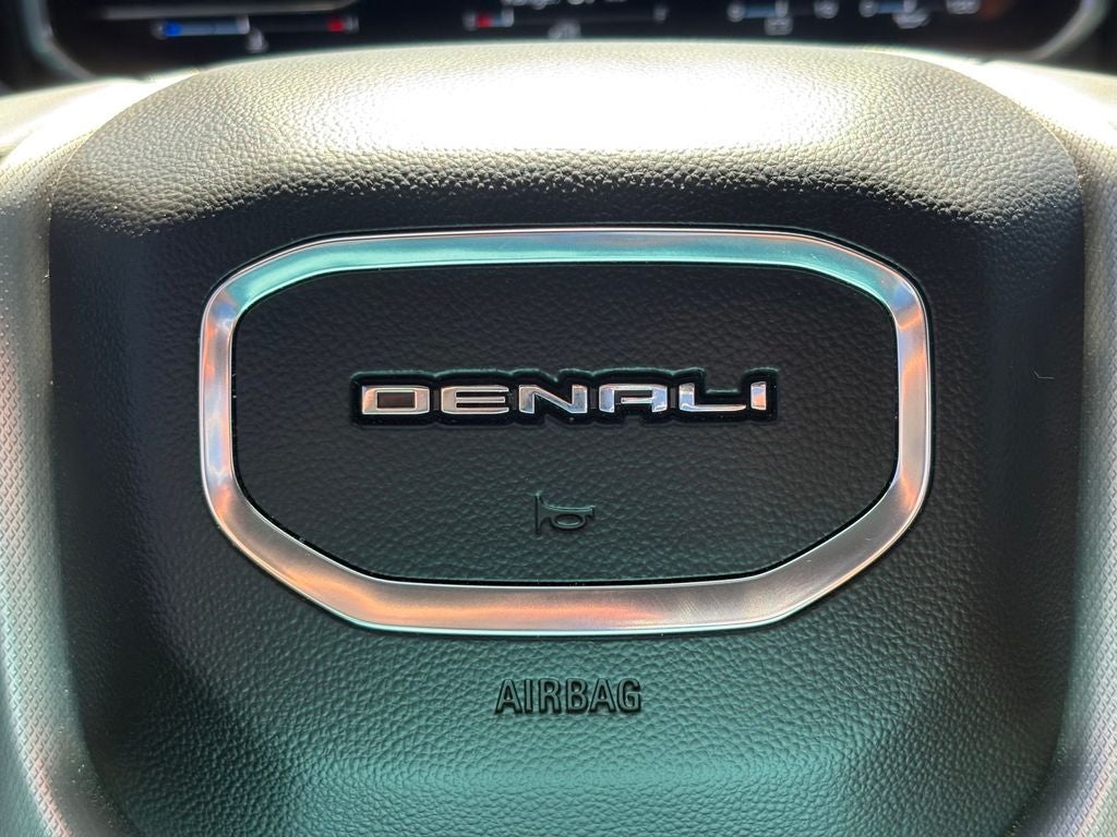 2023 GMC Sierra 1500 2WD Crew Cab Short Box Denali