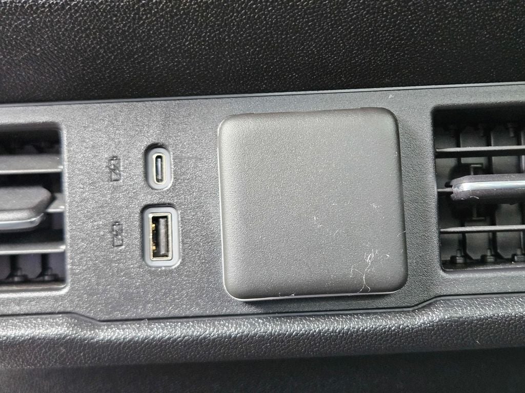 2024 GMC Sierra 1500 4WD Crew Cab Short Box Elevation with 3VL