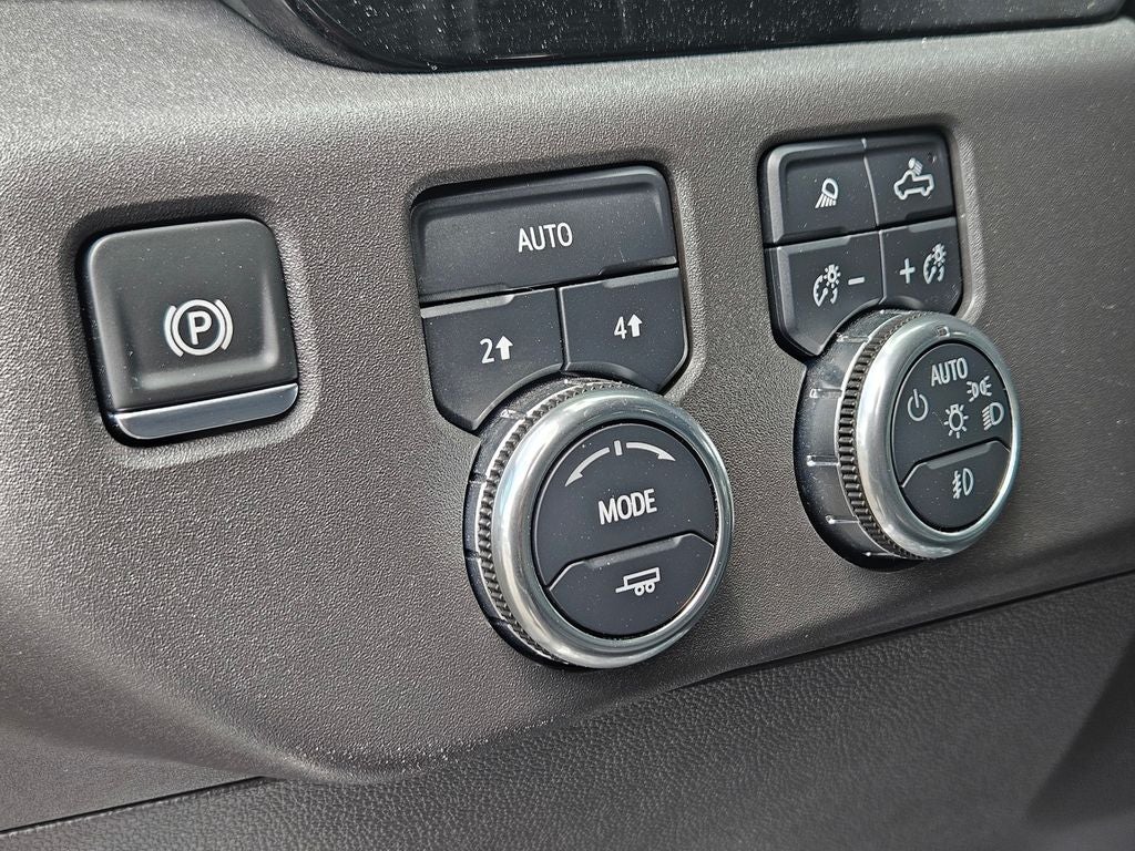 2024 GMC Sierra 1500 4WD Crew Cab Short Box SLT