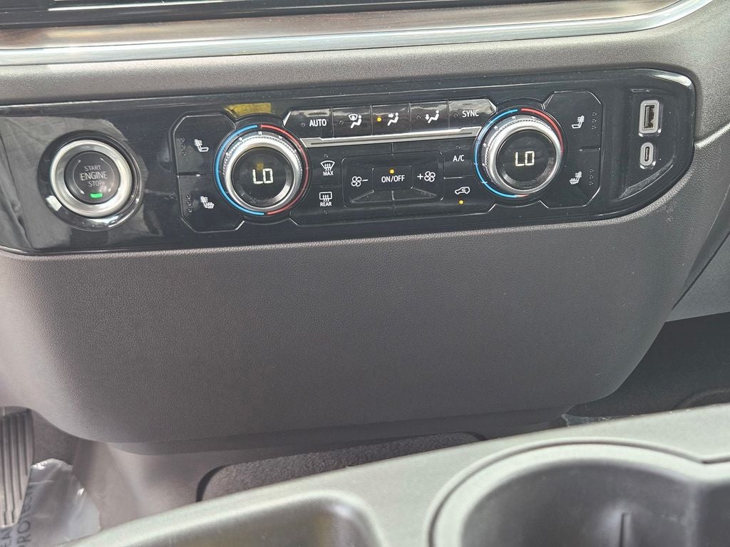2024 GMC Sierra 1500 4WD Crew Cab Short Box SLT