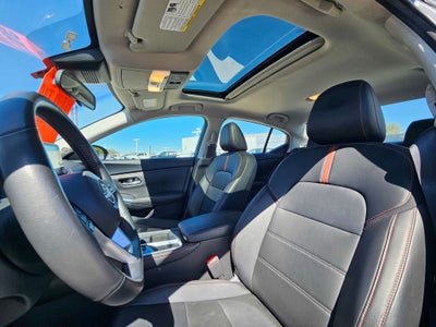 2024 Nissan Sentra SR Xtronic CVT