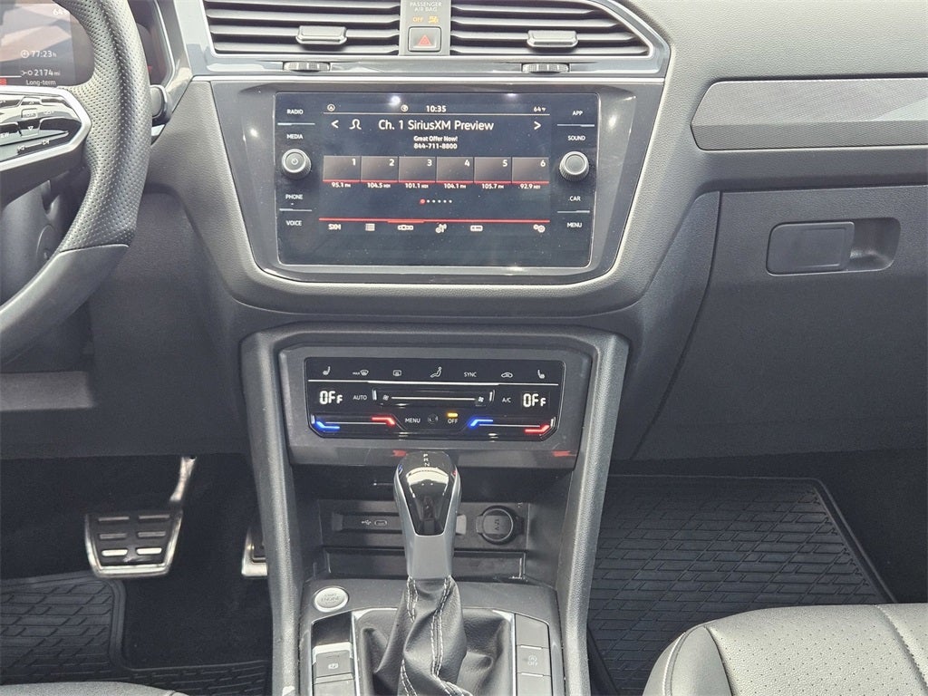 2024 Volkswagen Tiguan 2.0T SE R-Line Black