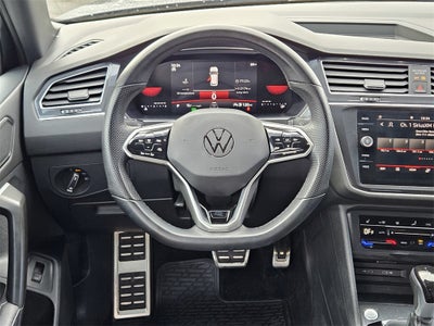 2024 Volkswagen Tiguan 2.0T SE R-Line Black