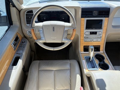2007 Lincoln Navigator L Base