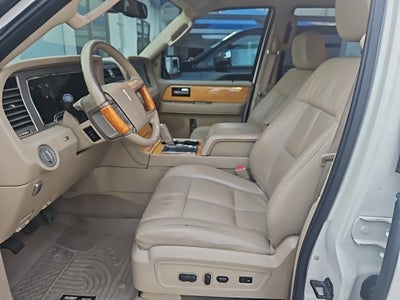 2007 Lincoln Navigator L Base