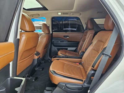 2022 Nissan Pathfinder Platinum 2WD