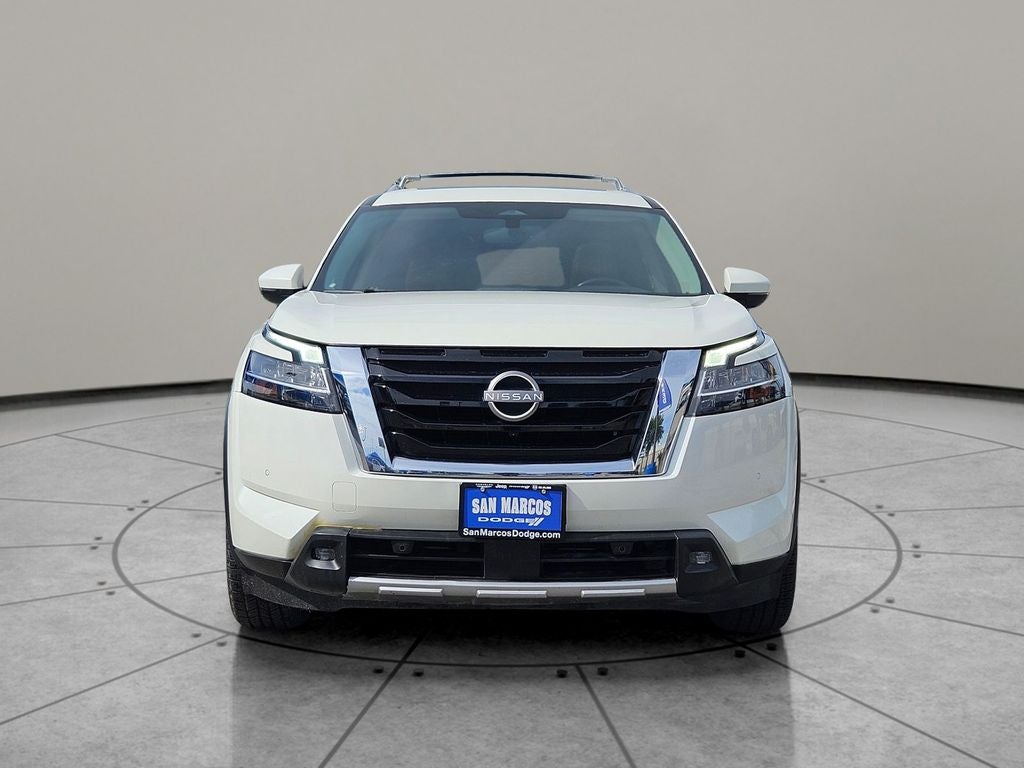 2022 Nissan Pathfinder Platinum 2WD