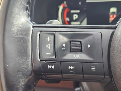 2022 Nissan Pathfinder Platinum 2WD