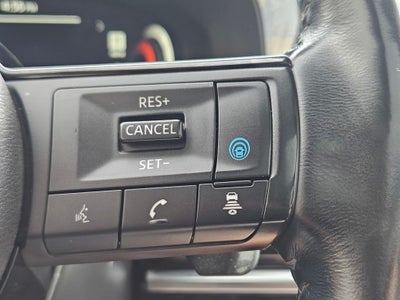 2022 Nissan Pathfinder Platinum 2WD
