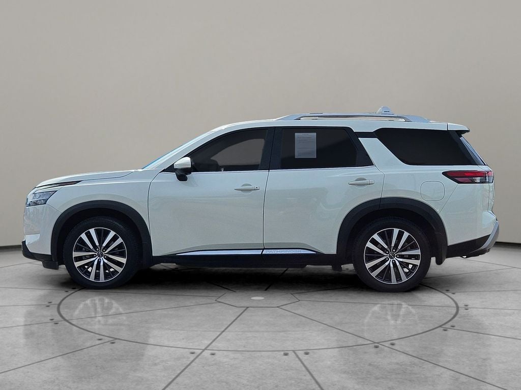 2022 Nissan Pathfinder Platinum 2WD