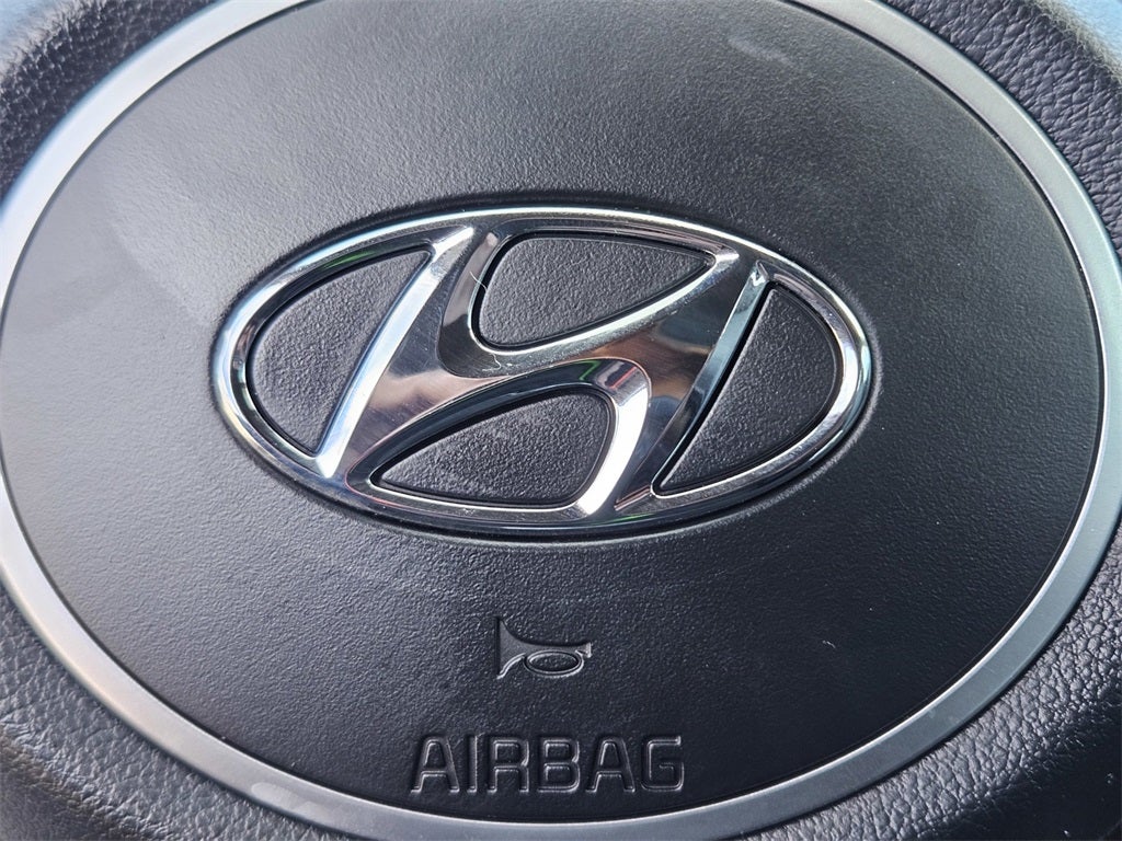 2022 Hyundai Santa Cruz SE