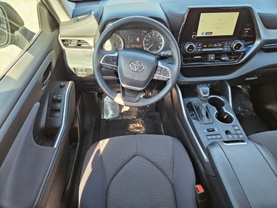 2024 Toyota Highlander LE