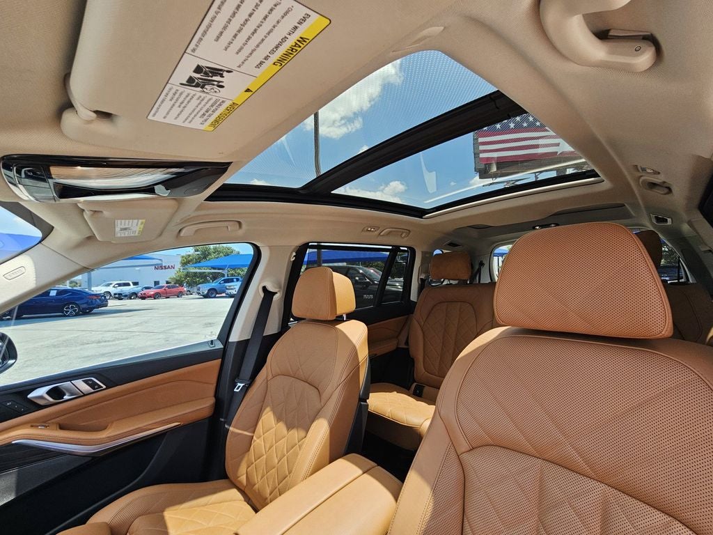2023 BMW X7 xDrive40i
