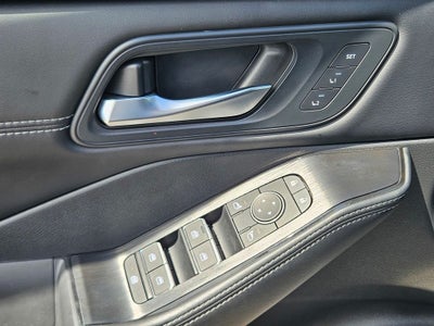2025 Nissan Rogue SL FWD