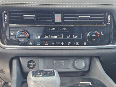 2025 Nissan Rogue SL FWD