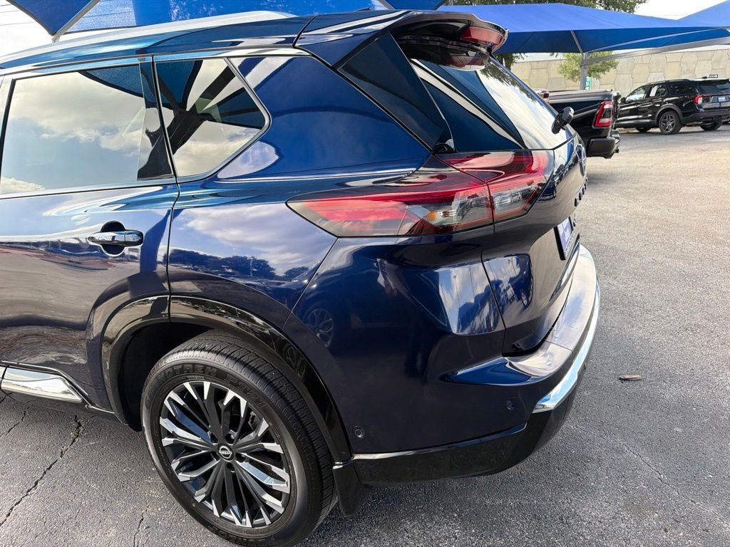 2025 Nissan Rogue Platinum FWD