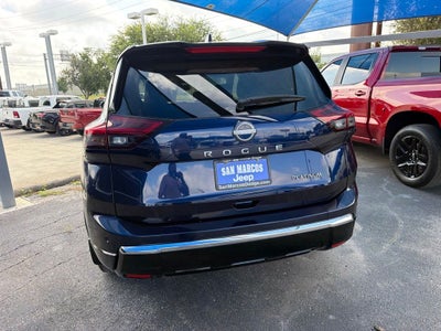 2025 Nissan Rogue Platinum FWD