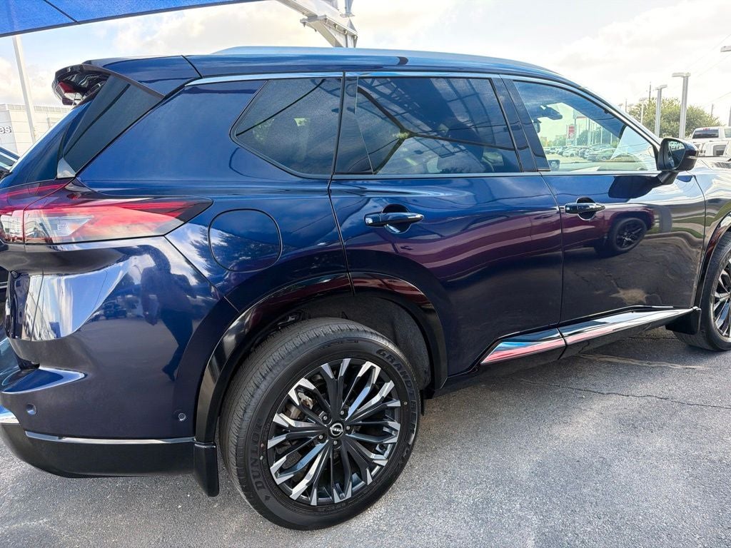 2025 Nissan Rogue Platinum FWD