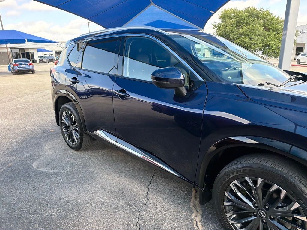 2025 Nissan Rogue Platinum FWD