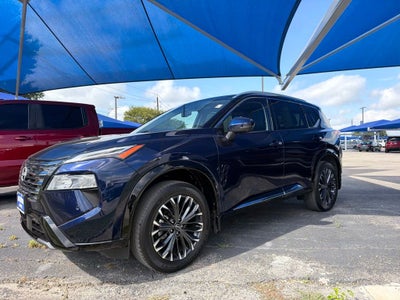 2025 Nissan Rogue Platinum FWD