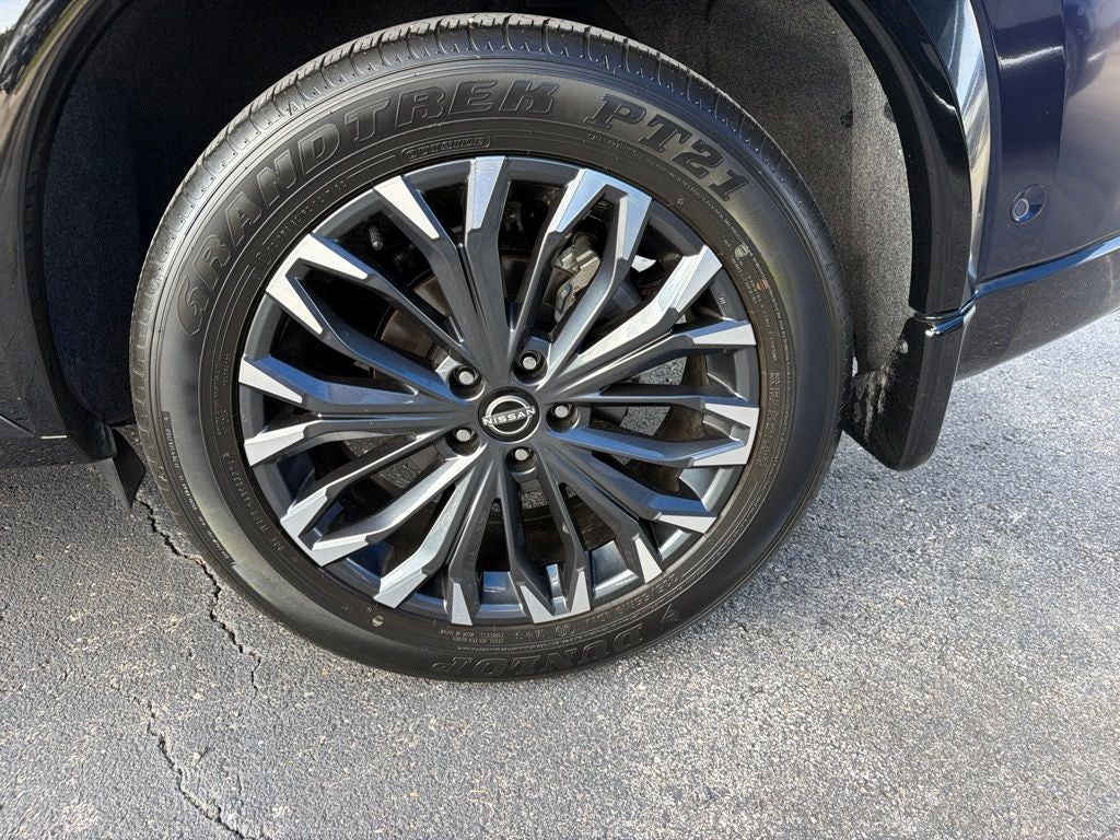 2025 Nissan Rogue Platinum FWD