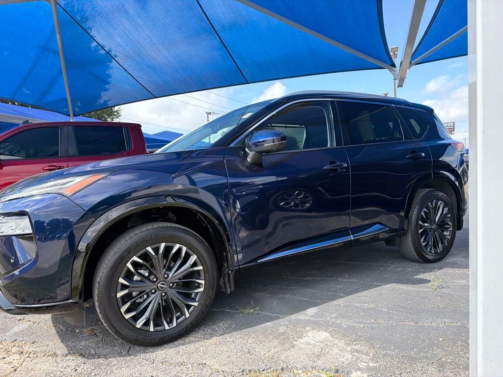 2025 Nissan Rogue Platinum FWD