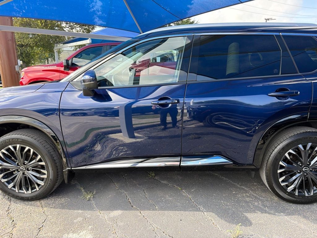 2025 Nissan Rogue Platinum FWD