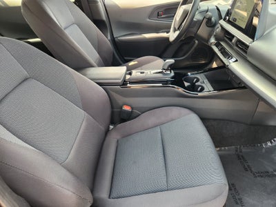 2025 Toyota Prius LE