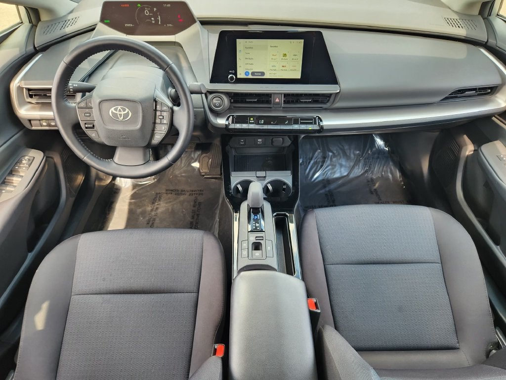 2025 Toyota Prius LE