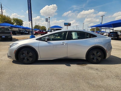 2025 Toyota Prius LE