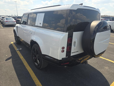 2024 Land Rover Defender 130 130 P400 X-Dynamic SE