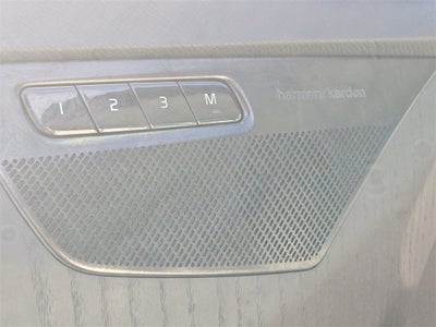 2020 Volvo XC90 T6 Momentum 6 Passenger