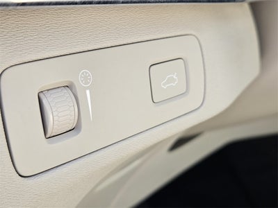 2020 Volvo XC90 T6 Momentum 6 Passenger