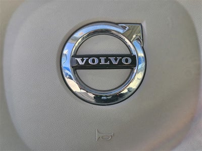 2020 Volvo XC90 T6 Momentum 6 Passenger