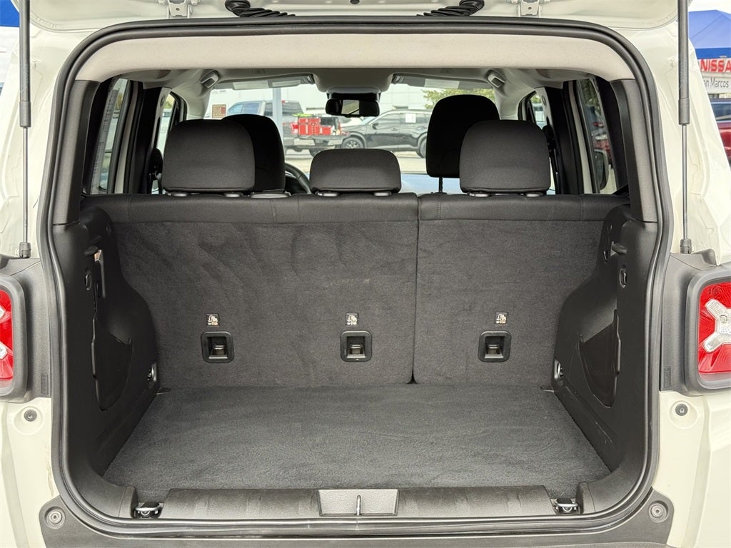 2023 Jeep Renegade Trailhawk 4x4