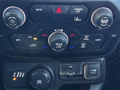 2022 Jeep Renegade Altitude 4x4